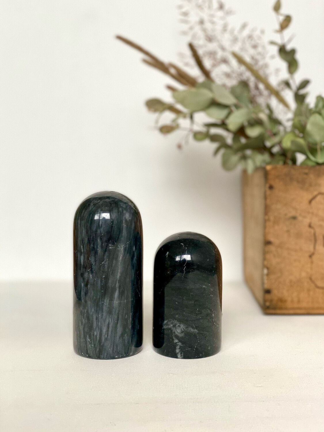 Salière et poivrière bidibule en métal design années 70 - 80