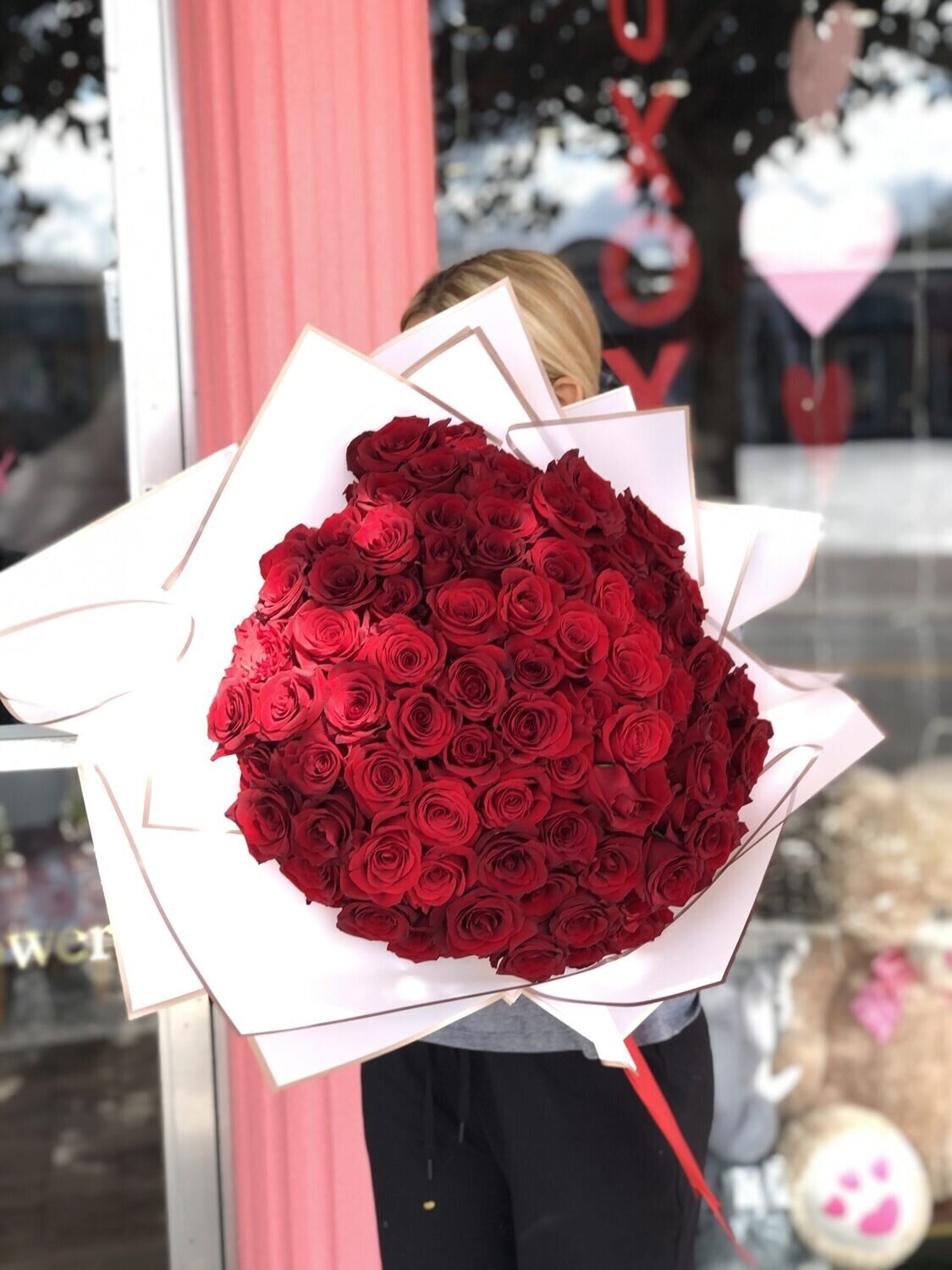 Fresh Roses Store Shantalls Flower & Gifts