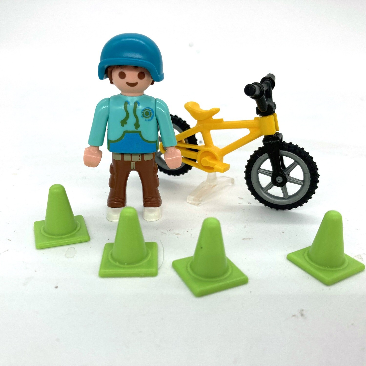Troc Echange Lot playmobil 2 motos + pilote + podium sur Troc Echange Lot playmobil 2 motos + pilote + podium sur