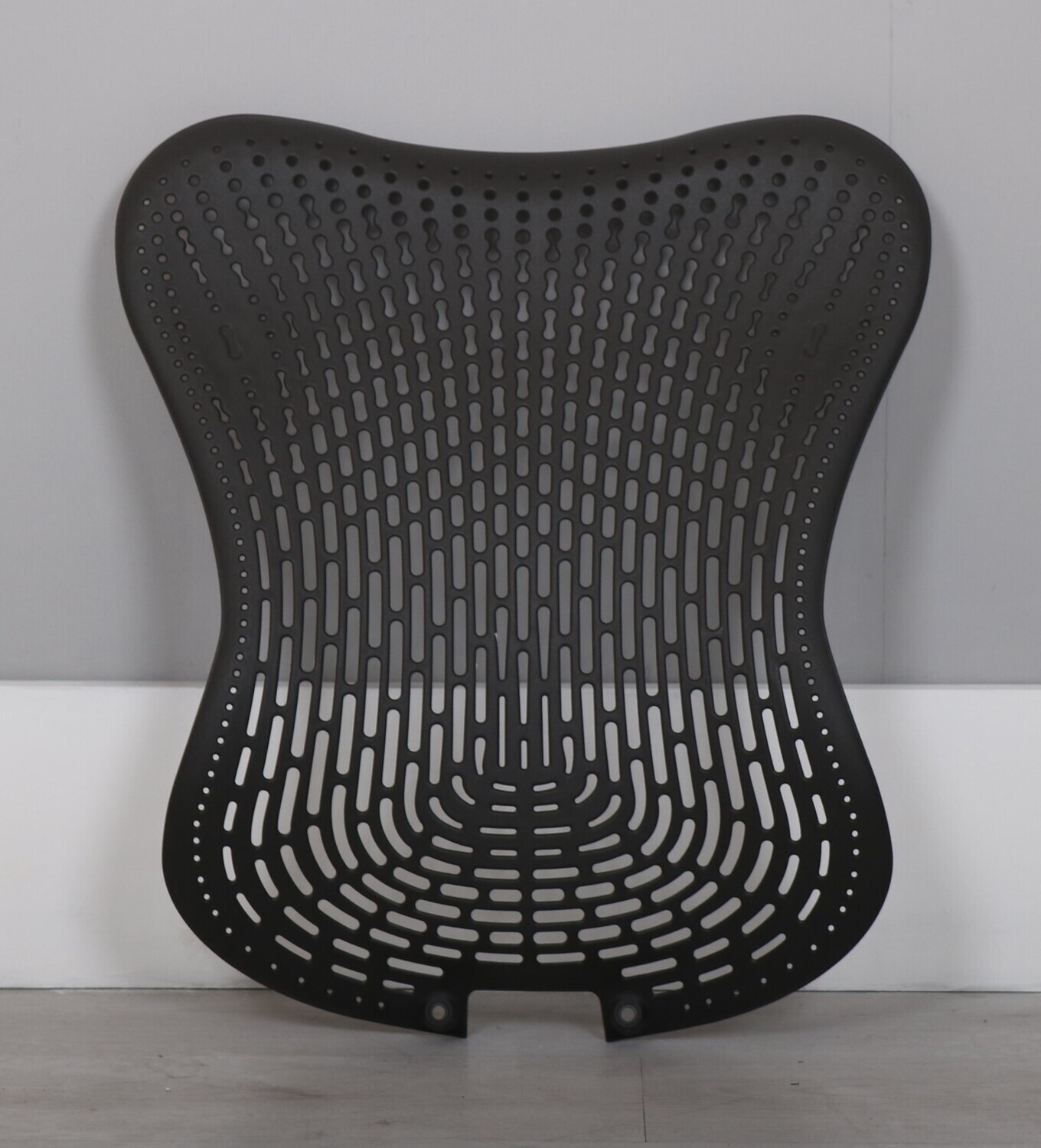 Aeron Classic Chair Replacement Back Size B Graphite & Black Carbon