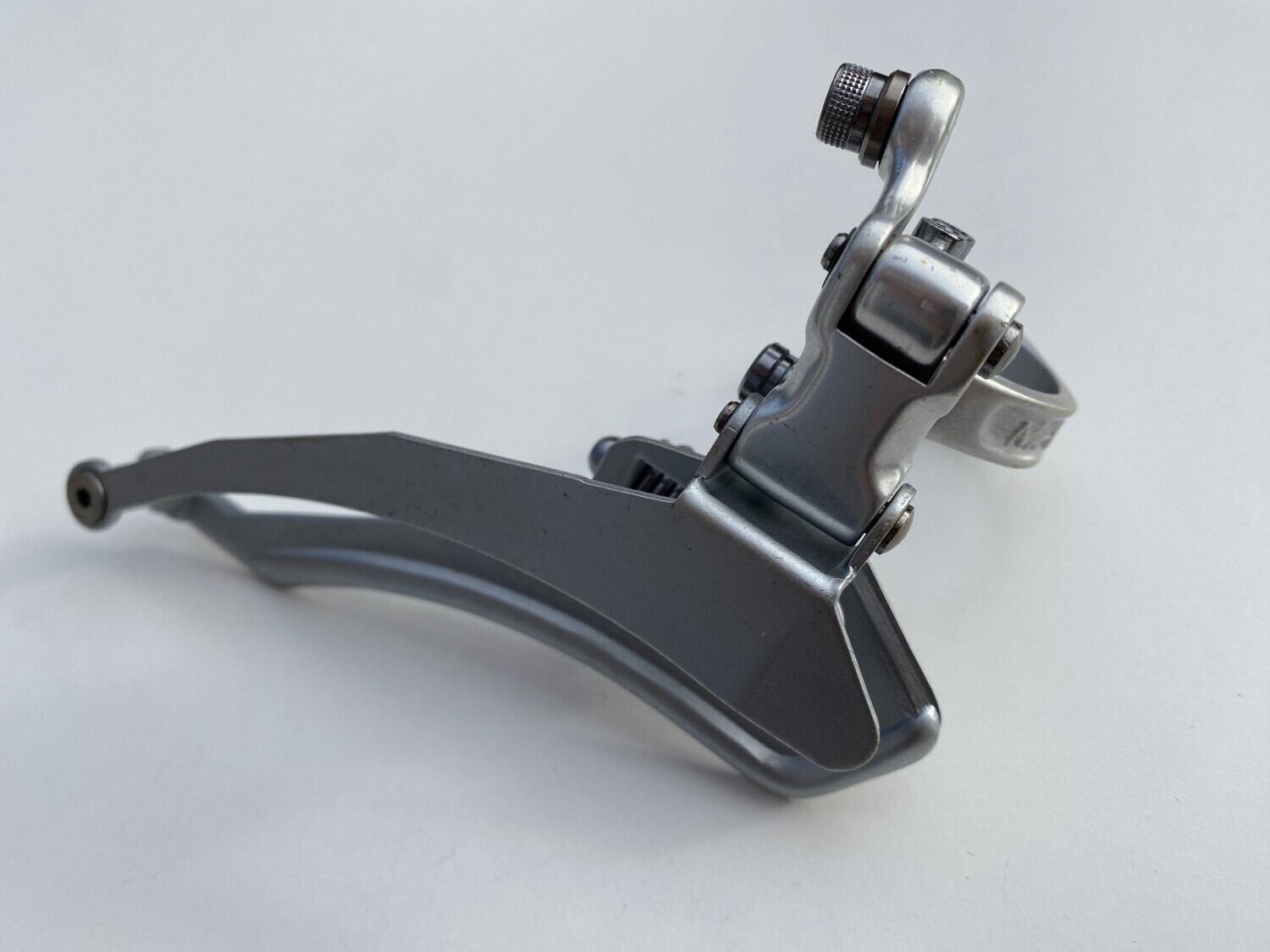 MAVIC 830 Front derailleur / 3speed / clamp Ø 26,8 mm / NOS