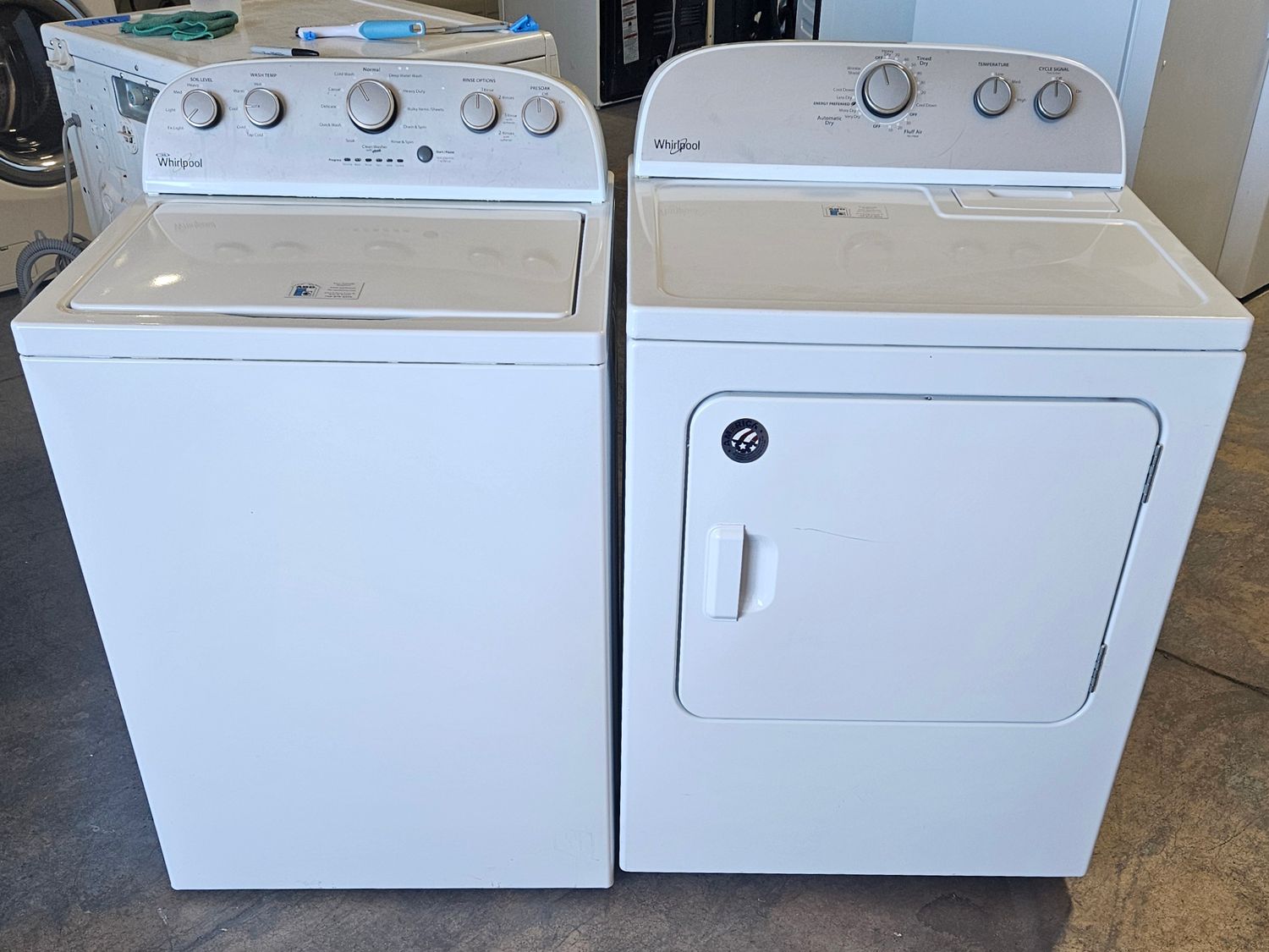 Whirlpool Top Load Large Capacity Washer 4.3 cu.ft & Electric Dryer 7.0