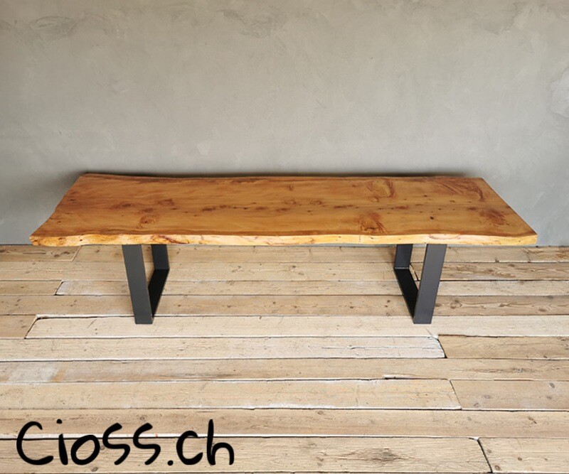 Holz Tisch aus Zeder Breite 340cm
