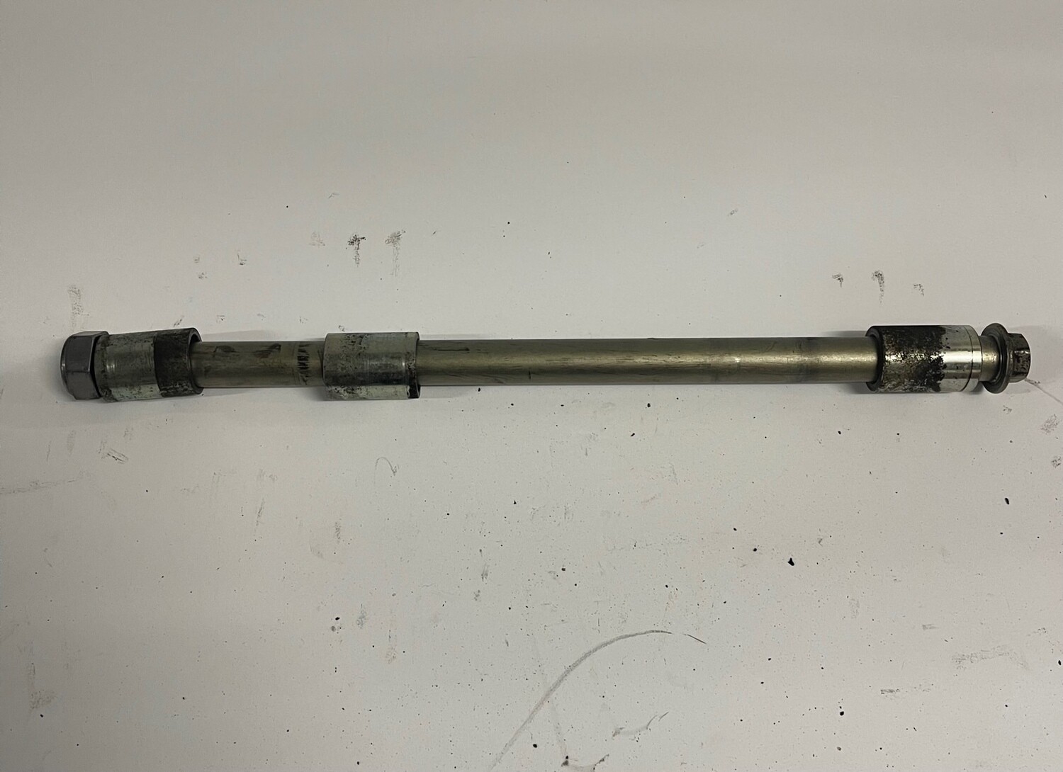 Swingarm Axle BoltTriumph Speedmaster