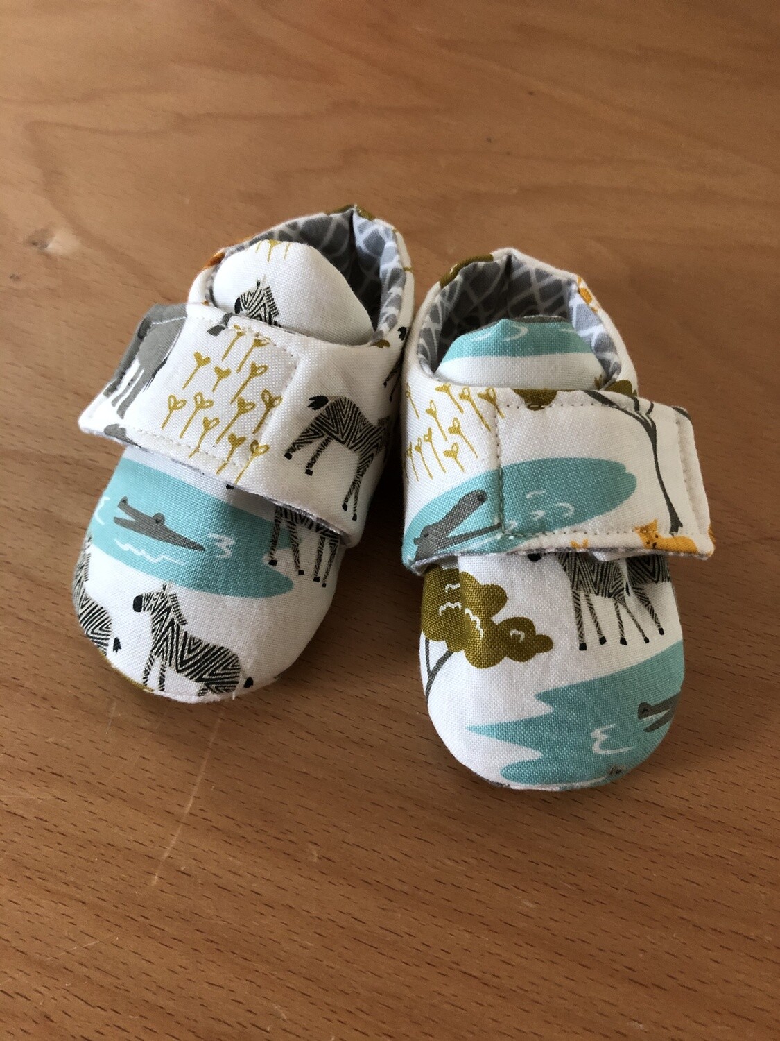 White Safari Baby Shoes, 03 months