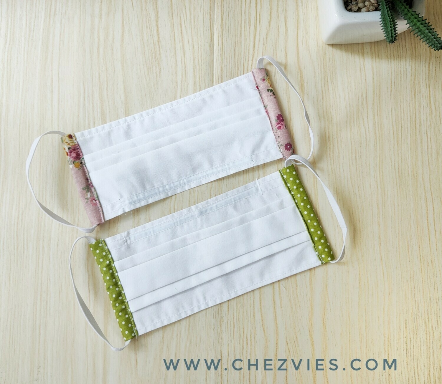 Handmade Pleated Face Mask with Nose Wire CHEZVIES