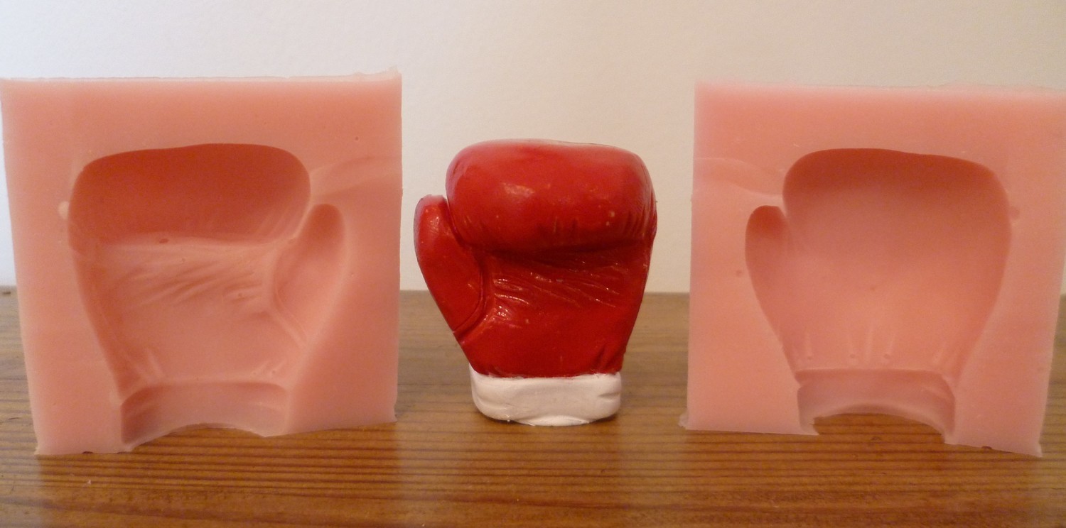 3D BOXING GLOVE SILICONE MOULD