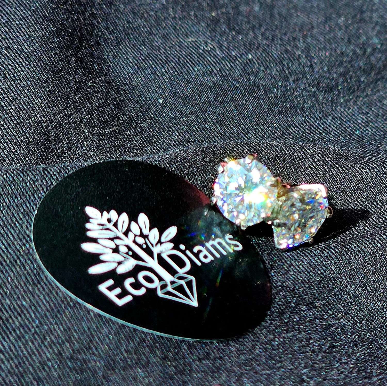 Boucles d&#39;oreilles avec pierre précieuse moissanite 2ct ou 3ct