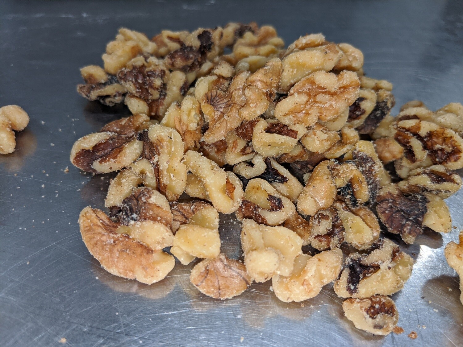 1 lb Shelled walnuts