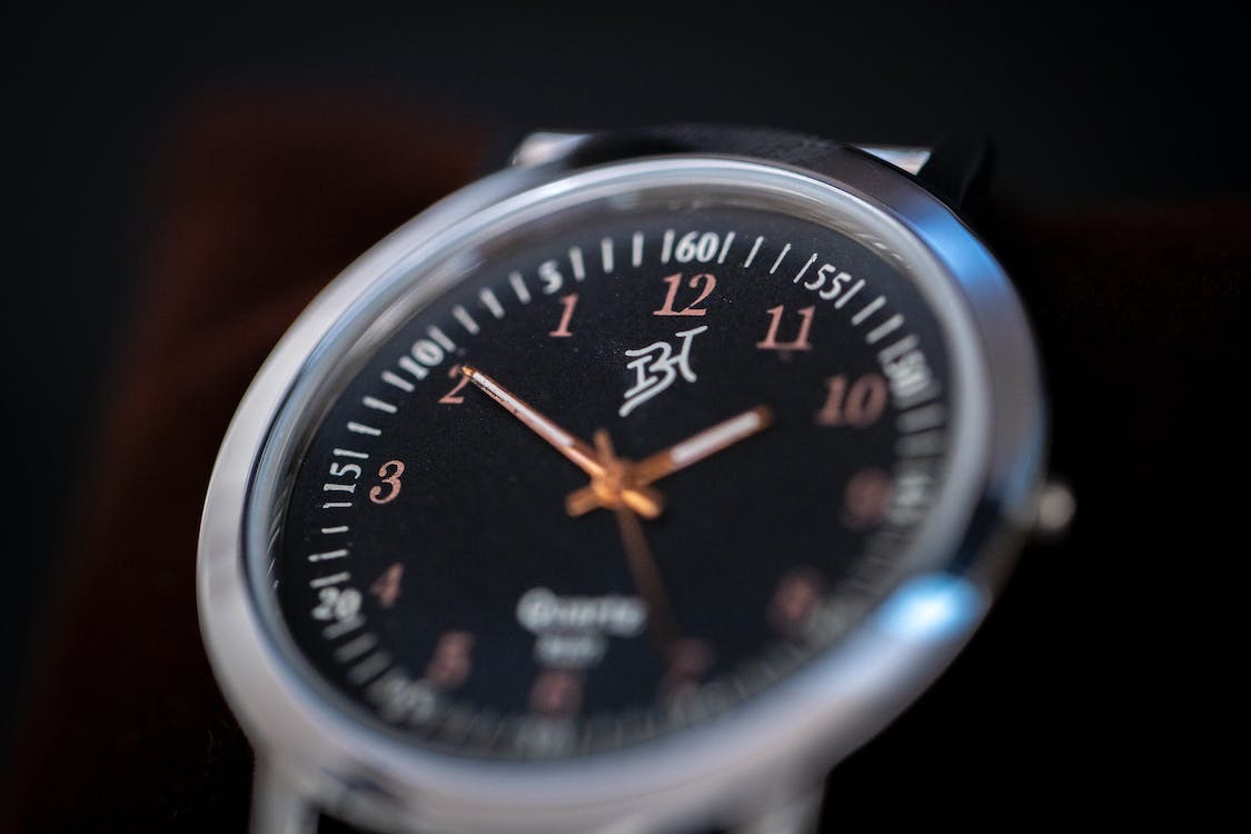 High-quality watch repair for timeless precision