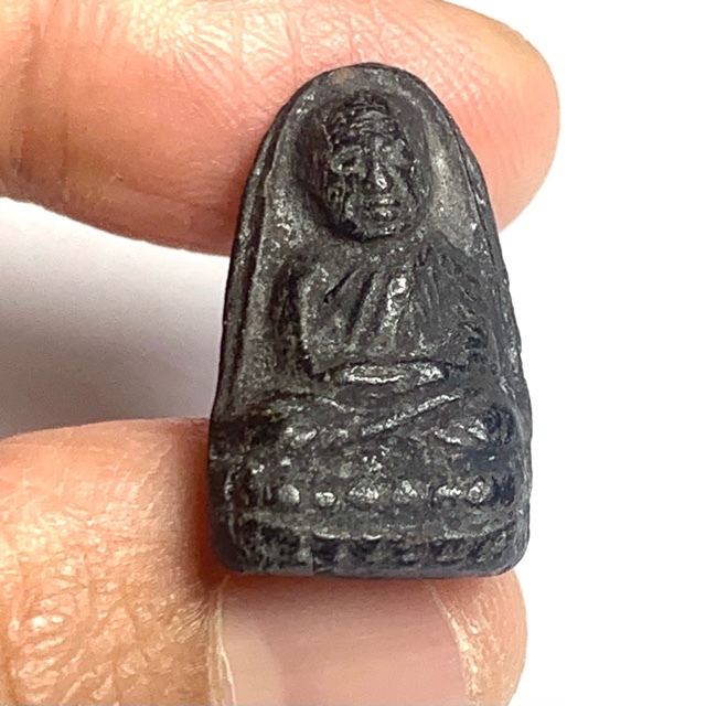 Luang Por Tuad Nuea Pong