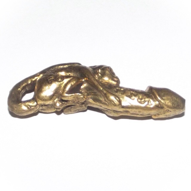 Ling Jab Hlak Palad Khik amulet Luang Phu Seng Wat Bang Na