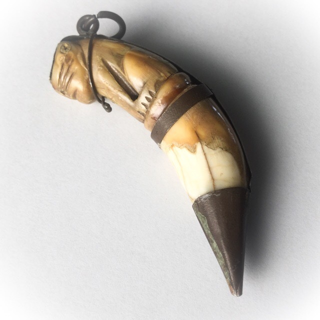 tiger tooth Luang Por Parn