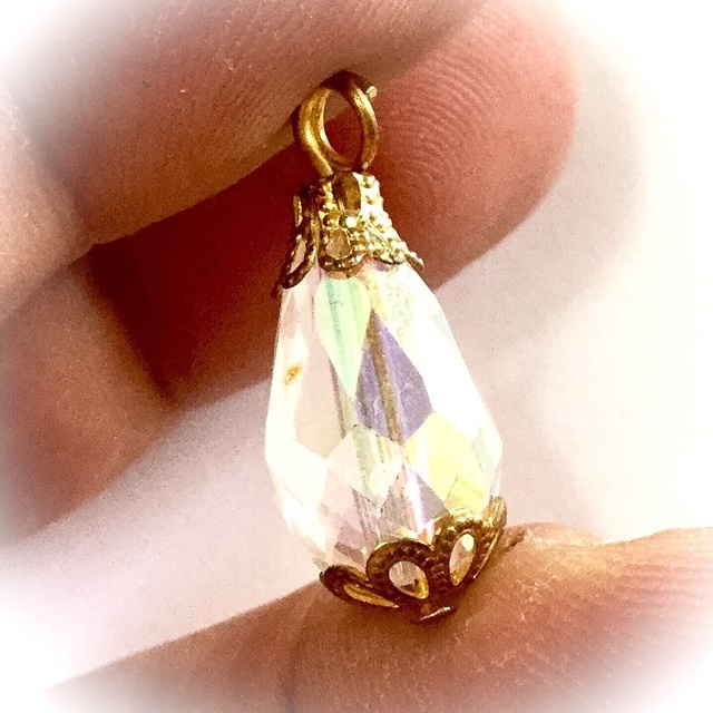 Look Gaew Sarapat Neuk Sacred Wishing Crystal - Luang Por Ruesi Ling Dam - Wat Ta Sung