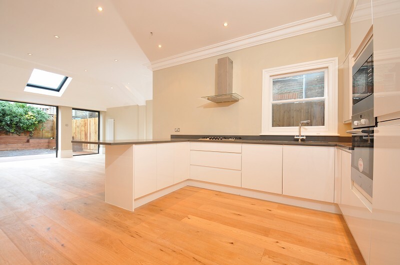 k_louisville_road_london_uk_1_original_C334_jpg