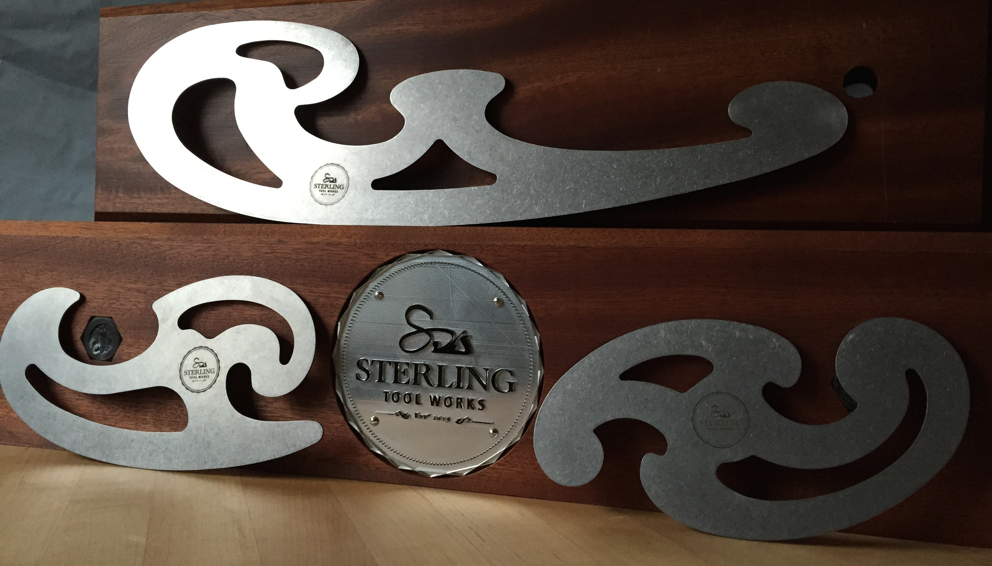 Строительные иструмент. Формекс логотип. Bridge city tool works. Логотип works. Itw logo.