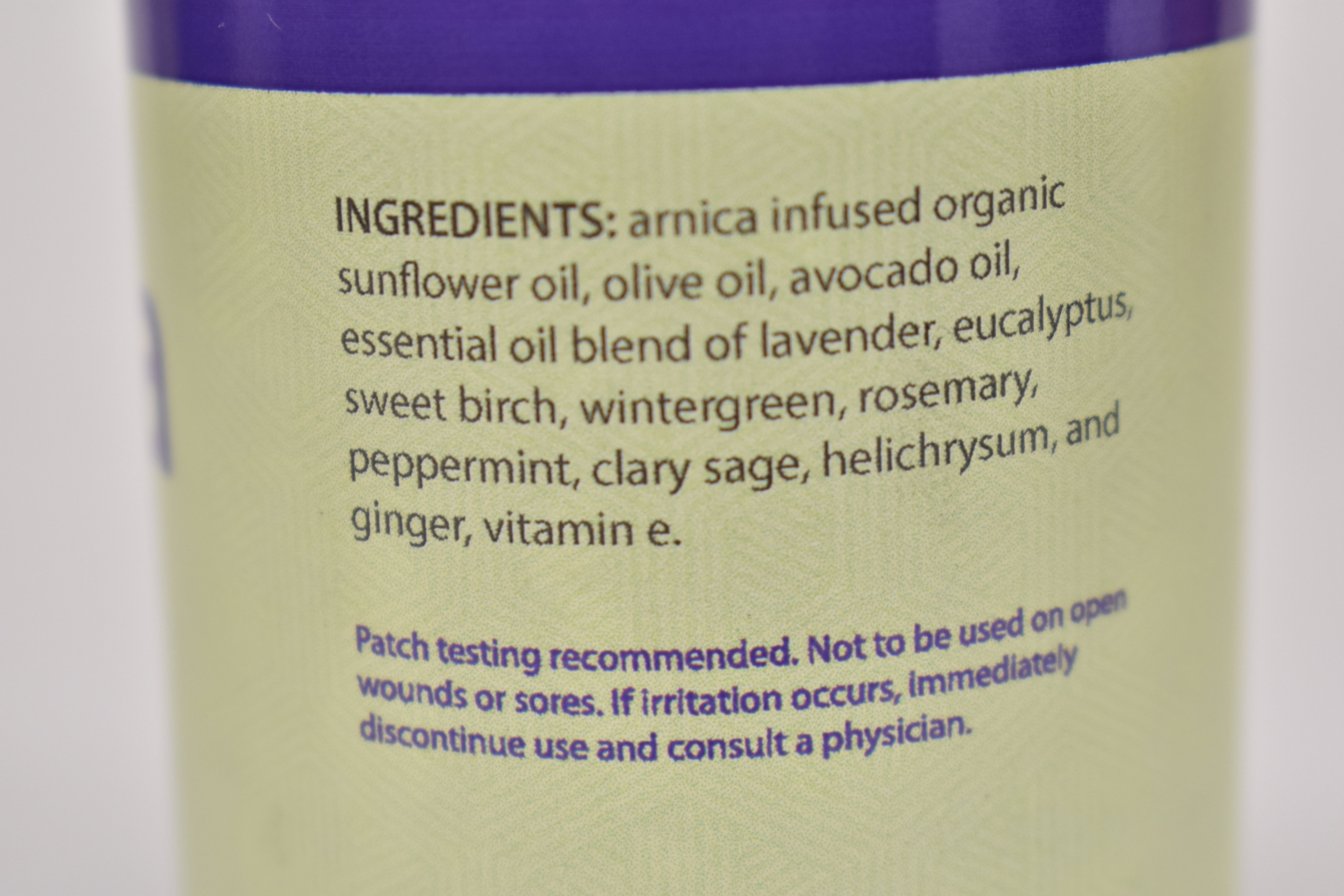 Arnica massage oil for pain relief