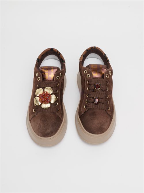 Sneakers in camoscio cioccolato e dettagli in calvallino stampa animalier GIO+ | PIA408ACIOCCOLATO