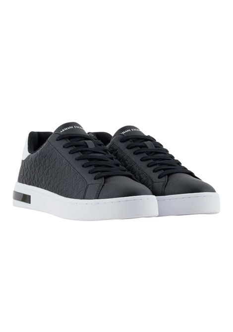 SNEAKERS CON DETTAGLI A CONTRASTO ARMANI EXCHANGE | Scarpe | XM000140 AF11916MC011