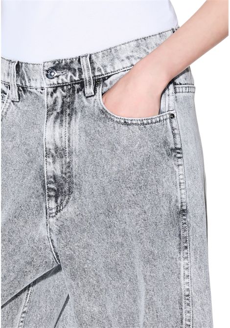 Jeans in denim stone washed. ARMANI EXCHANGE | Pantaloni | XW001404 AF16180M8088