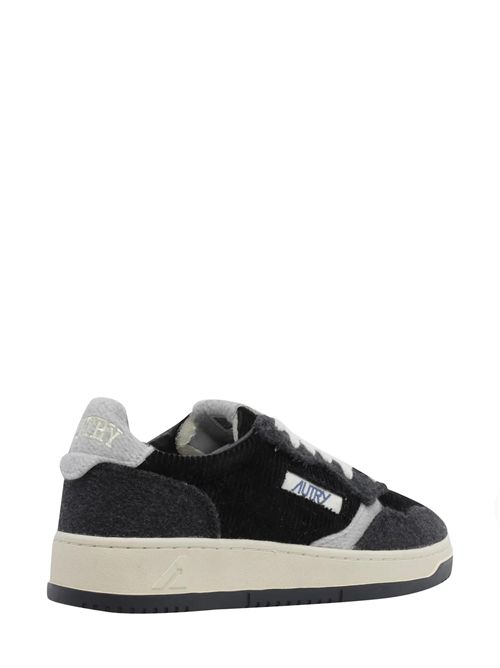 Sneakers Medalist Low Autry | A1UNAULMV102.