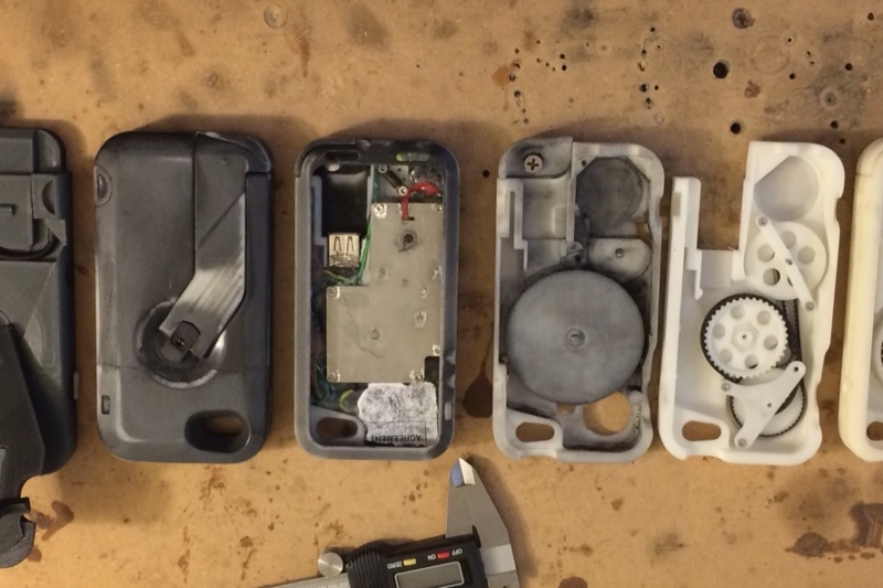 ‘CrankCase’ Keeps Your Phone Forever Charged