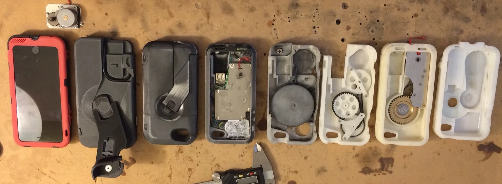 ‘CrankCase’ Keeps Your Phone Forever Charged