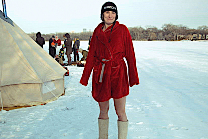 Full Submersion: ‘Night Water Butterflies’ Club