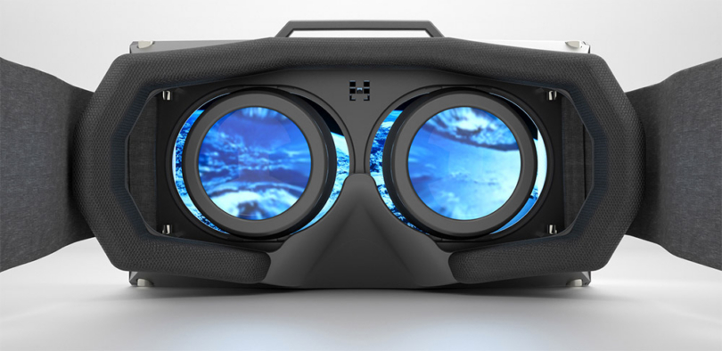 Oculus Rift headset