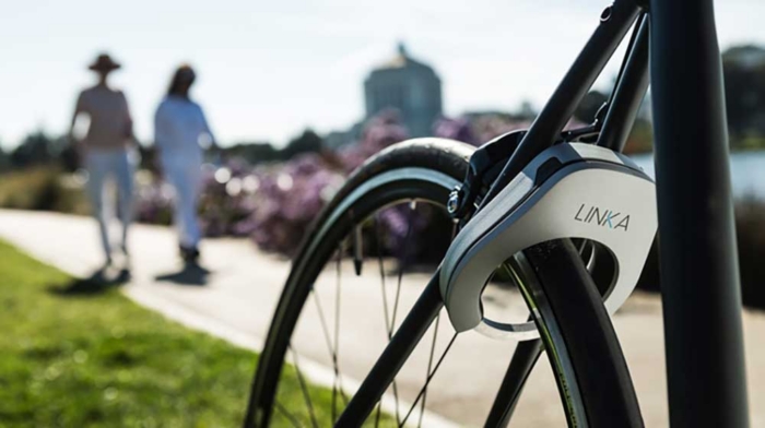 Keyless Entry: Bluetooth Auto-Locking Bike Lock