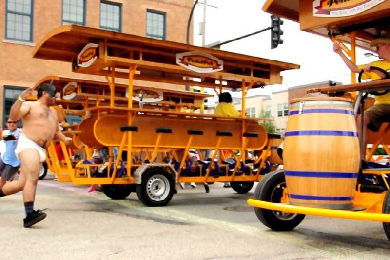 Drunk Justice? Water-Wielding Hooligans Squirt Cops On ‘Pedal Pub’