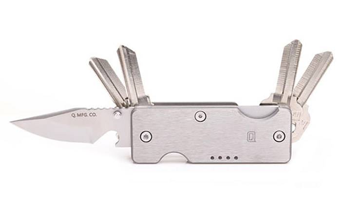 Key Organizer With Knife Blade