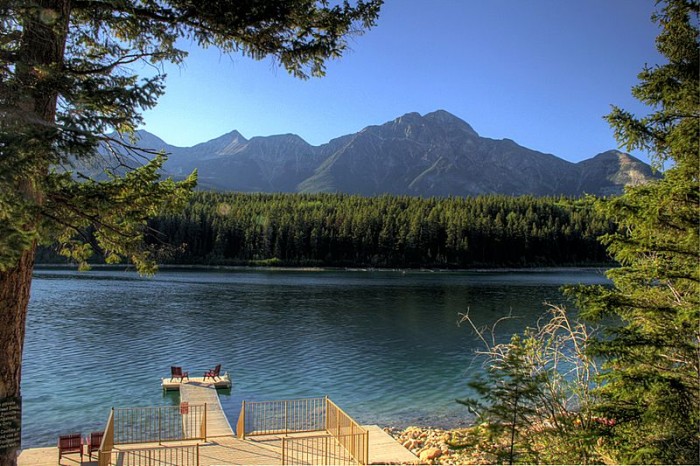 Pyramid_Mountain_Jasper_Alberta