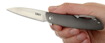 crkt swindle in hand