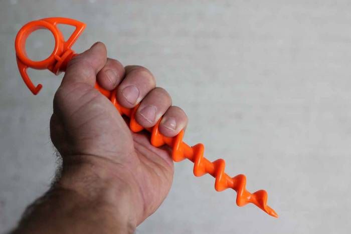 The ‘Orange Screw’ Is Ultimate Tent Stake