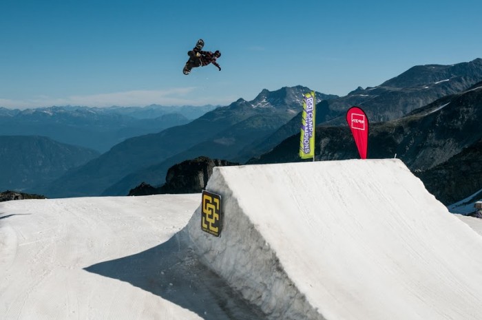 Snowboard Slopestyle Jump