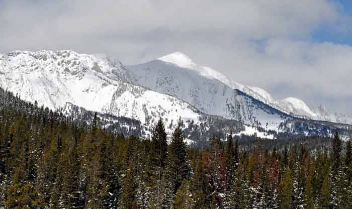 First Avalanche Incident Of 2015 Season