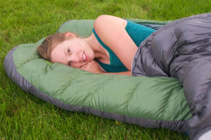 Your Girlfriend Will Love This Bed (and 16 more gift ideas)