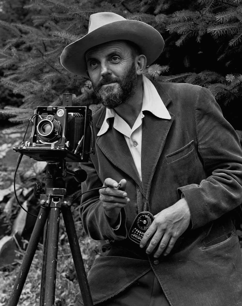 Ansel_Adams_and_camera-1