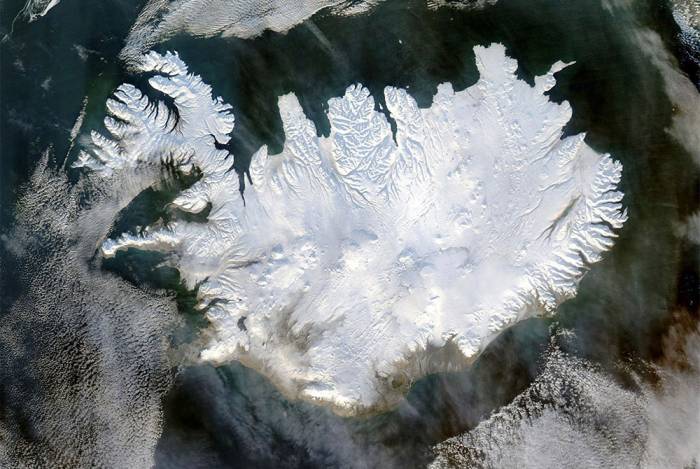 Age 19, Trekking 250 Miles Unsupported Across Iceland