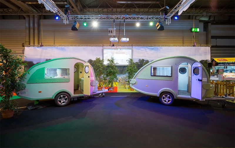 Lego and tab trailer