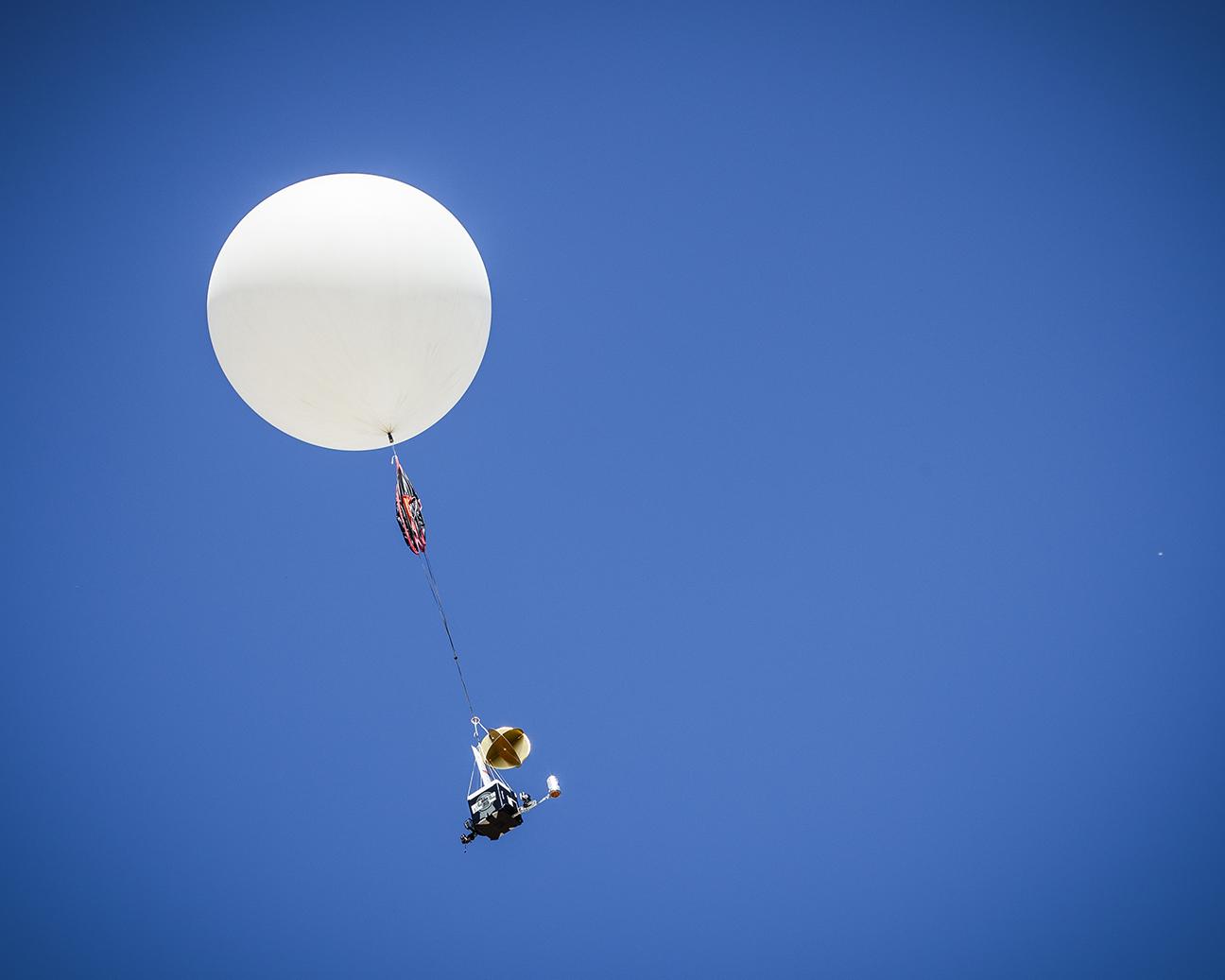 метеорологический зонд. метеоролог зонд. павел молчанов радиозонд. метеоролог зонд. метеоролог зонд.
