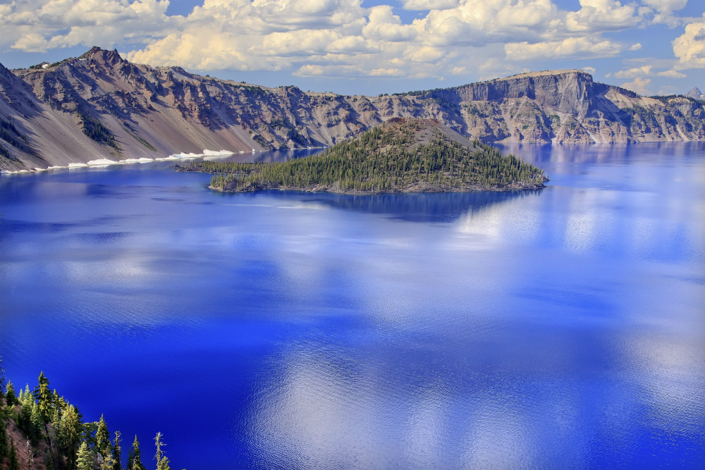 CraterLakeOpener_iStock_000063888411_XXXLarge