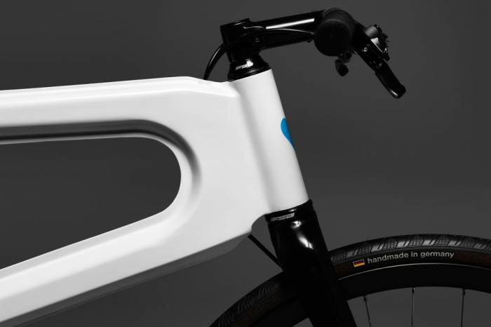 Futuristic ‘Dutch Bike’ Manufactured In Netherlands