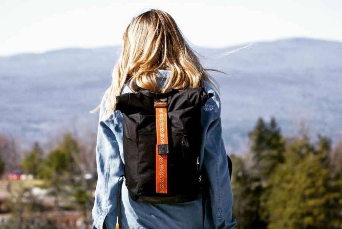 Backpacks For Bricks: Startup Funds Volunteer Projects