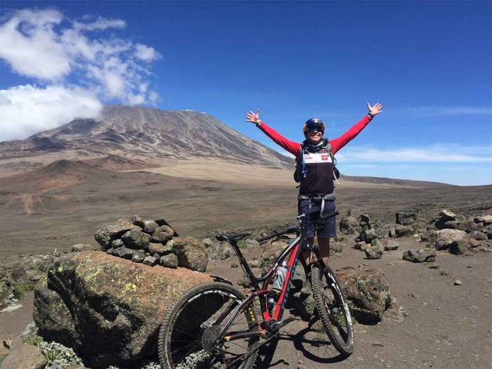 Rebecca-Rusch-Patrick-Sweeney-Mountain-Biking-Kilimanjaro