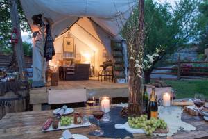 10 Signs You’ve Gone From Camping to ‘Glamping’