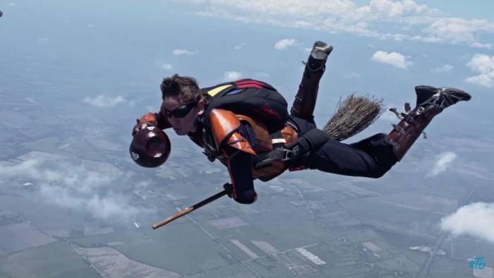 ‘Muggle’ Skydivers Play Quidditch Match In Freefall