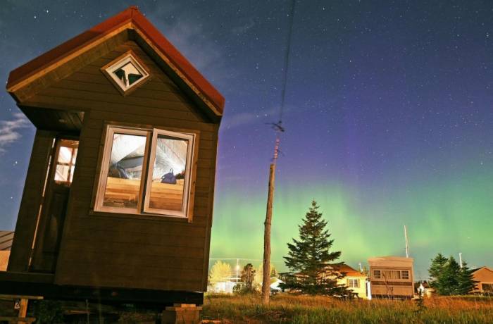 Tiny house_Northern lights