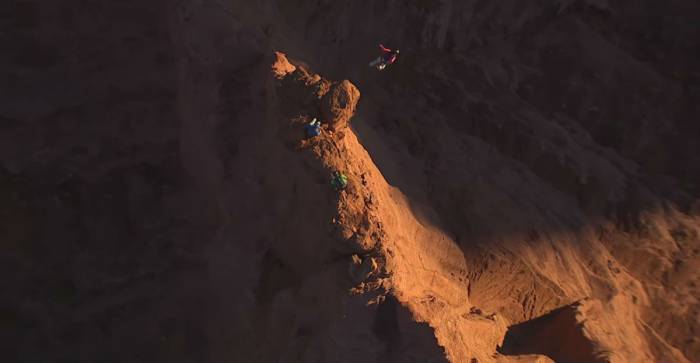Forbidden Photo? Quest For The Perfect BASE Jump Image